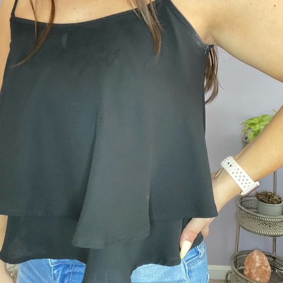 Flowy Tank - Picture 2 of 2